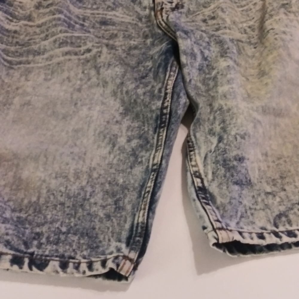 Men gean shorts